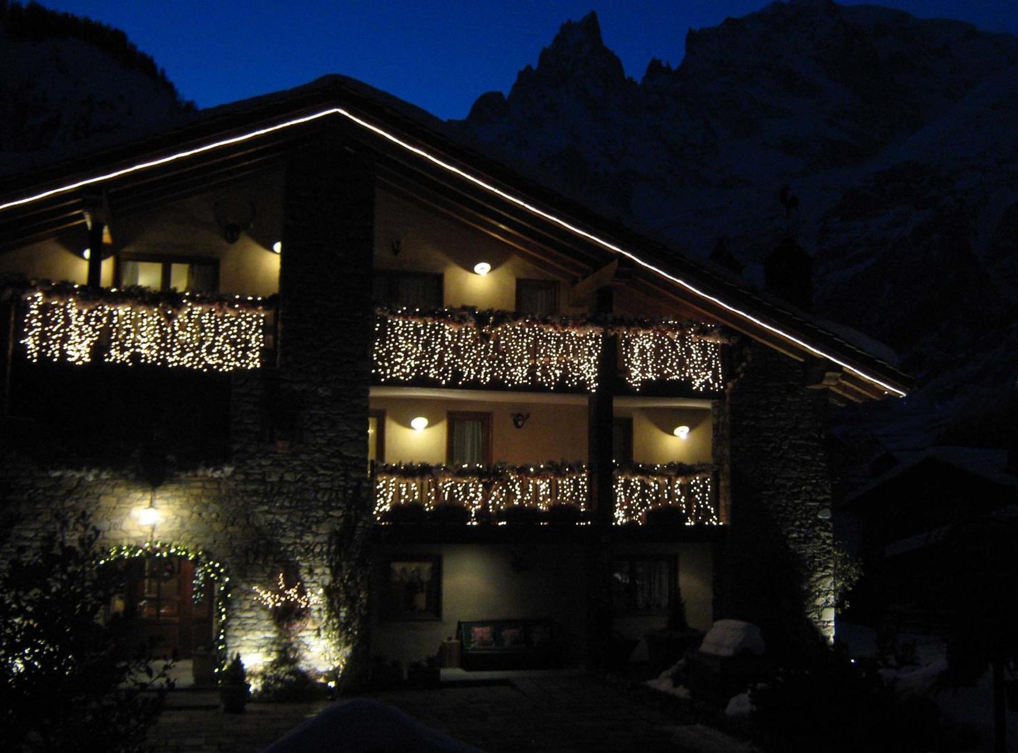 Auberge De La Maison Courmayeur Dış mekan fotoğraf